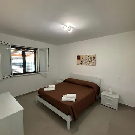 Le Coccinelle Vicino A Cefalu