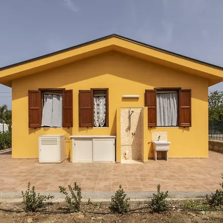 Le Coccinelle Vicino A Cefalu Holiday home