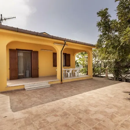 Le Coccinelle Vicino A Cefalu Holiday home Campofelice Di Roccella